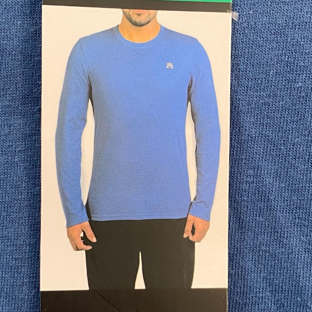 Avalanche, NWT, men's XL, blue long sleeved shirt with round collar.